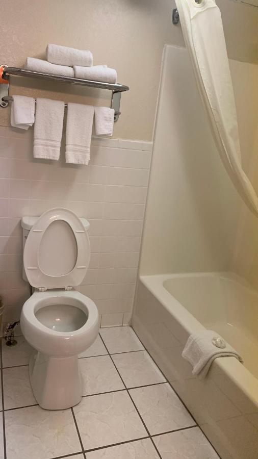 Regency Inn And Suites Stilwell Zewnętrze zdjęcie