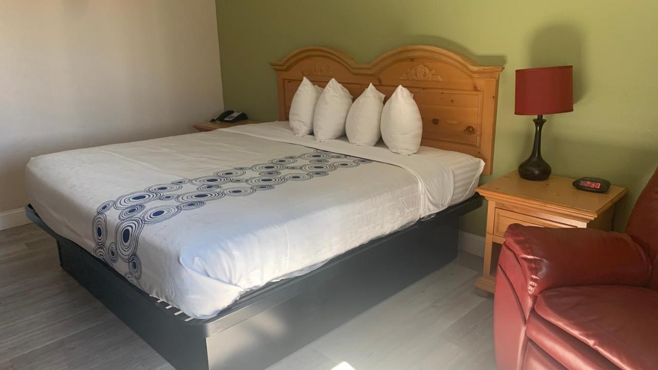 Regency Inn And Suites Stilwell Zewnętrze zdjęcie