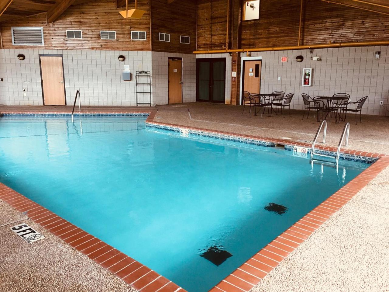 Regency Inn And Suites Stilwell Zewnętrze zdjęcie