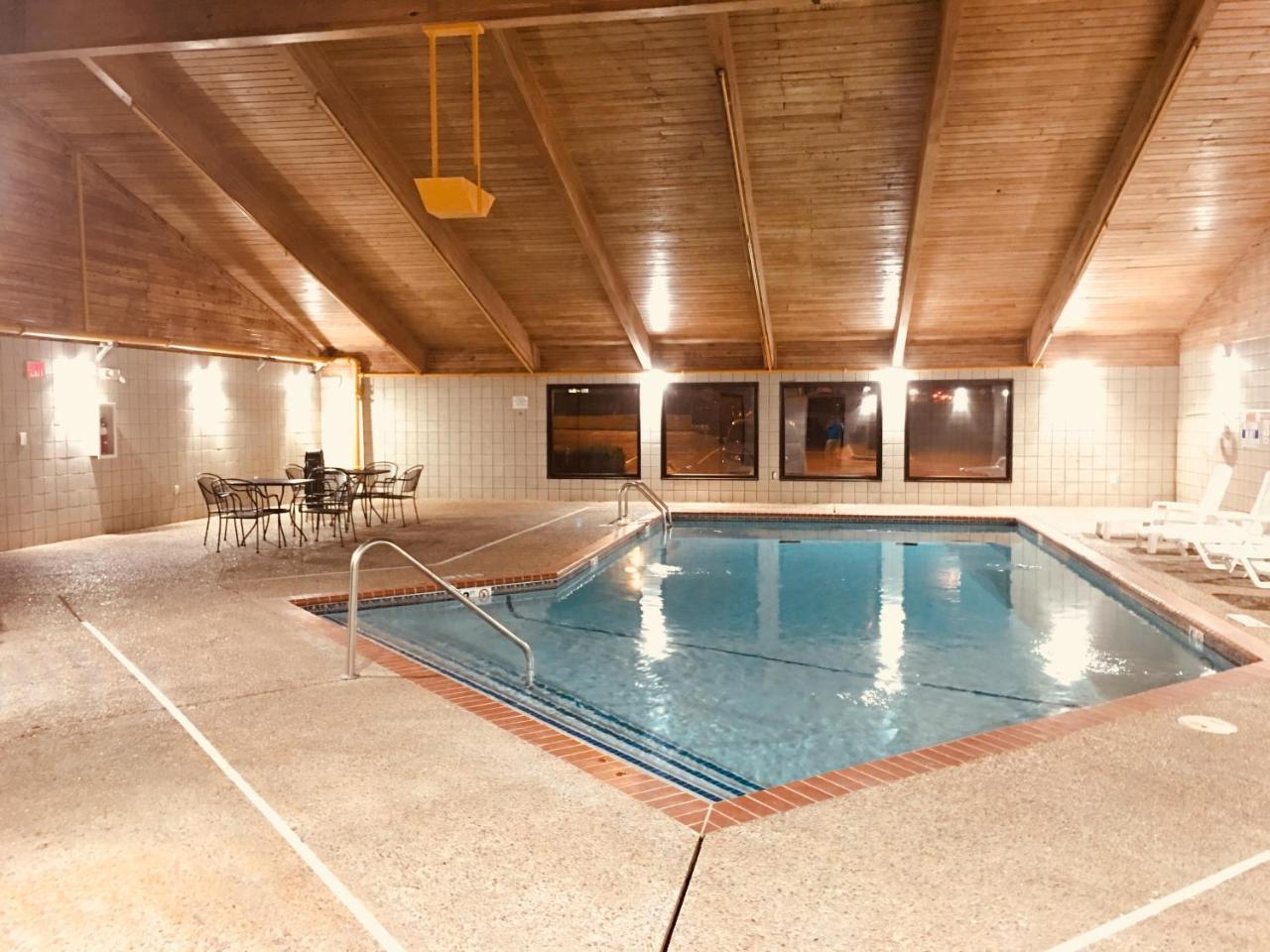 Regency Inn And Suites Stilwell Zewnętrze zdjęcie